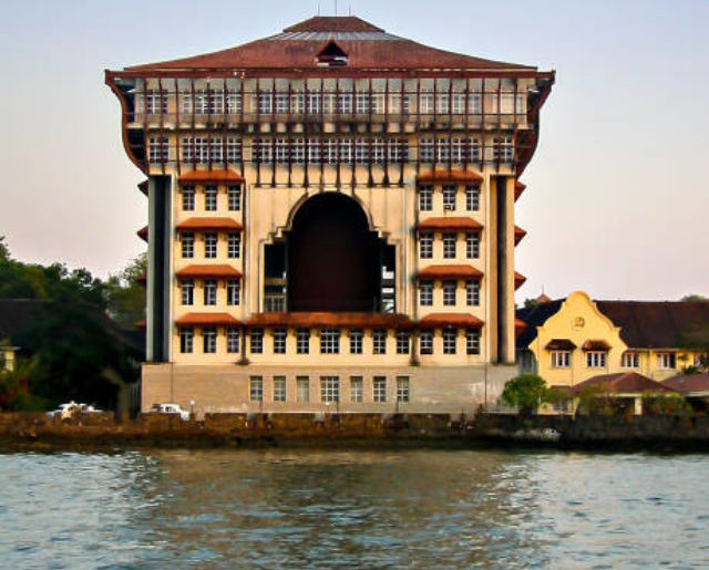 cropped-kochi-img.jpg